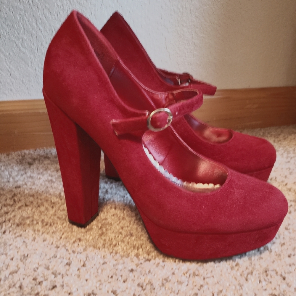 Insanely high heels red faux suede mary janes 7.5